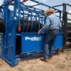 products S0191 SqueezeChute Horned 17 1578950622 192 2